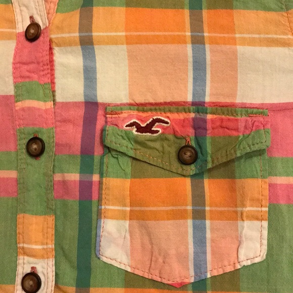 Hollister Plaid 3/4 Button-up Top - Picture 4 of 4